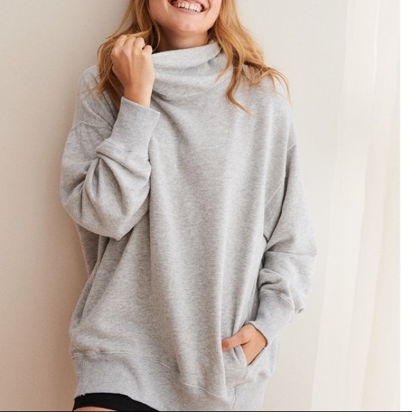 Aerie Slouchy Turtleneck with Pockets - Picture 2 of 2